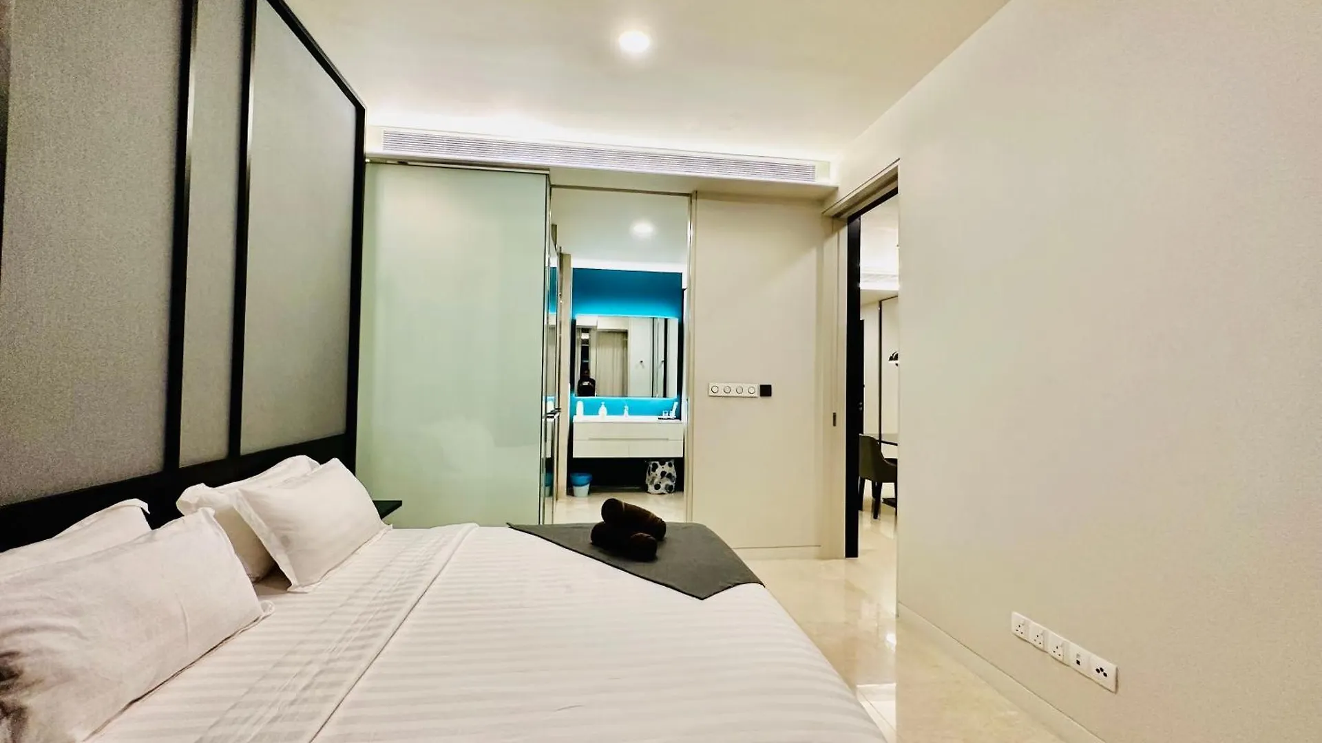 Tropicana The Residences - Klcc By Luxury World كوالالمبور