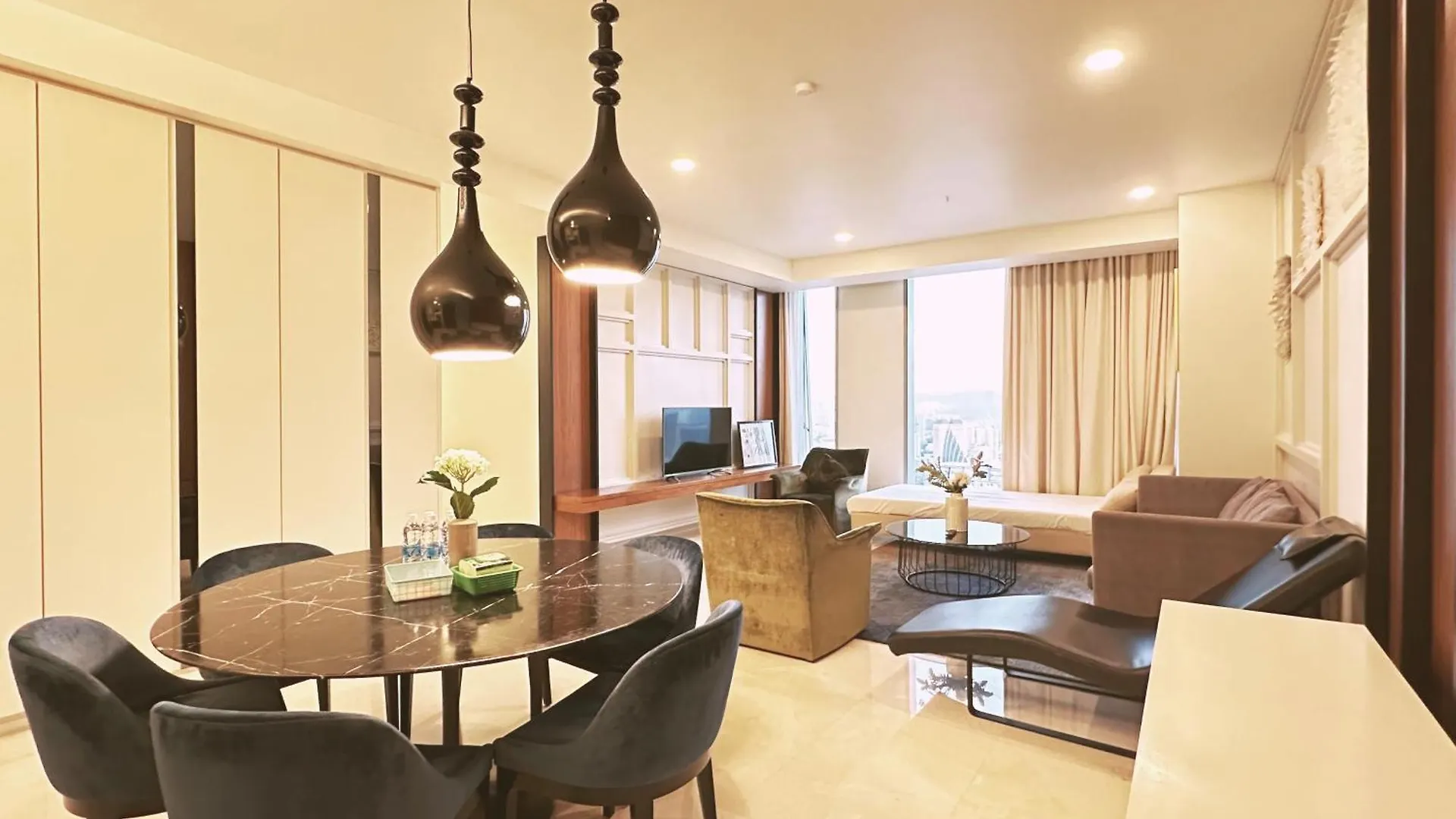 Tropicana The Residences - Klcc By Luxury World كوالالمبور